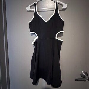 Old Navy Black/White Activewear Dress - Size S